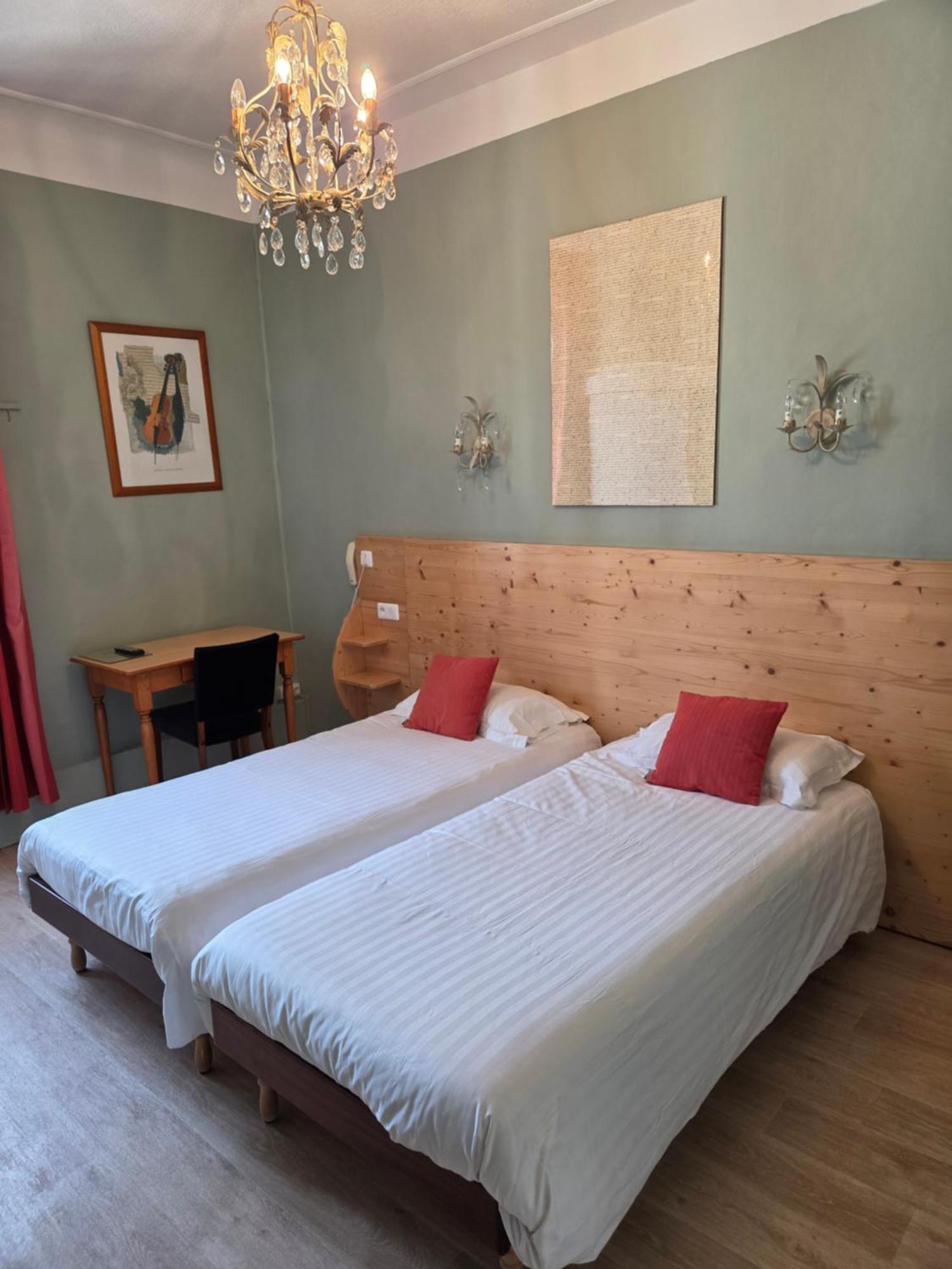 Hostellerie Du Parc Cambo-les-Bains Eksteriør bilde